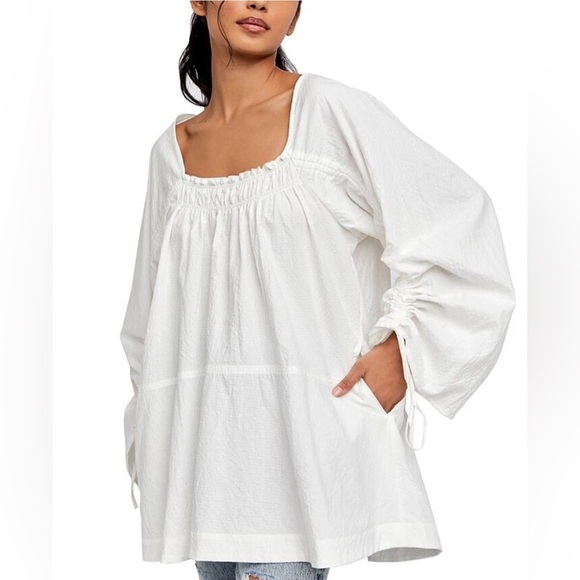 Free People Brynn Tunic Top White Textured & Ruched Sleeves SZ LG - Picture 2 of 11